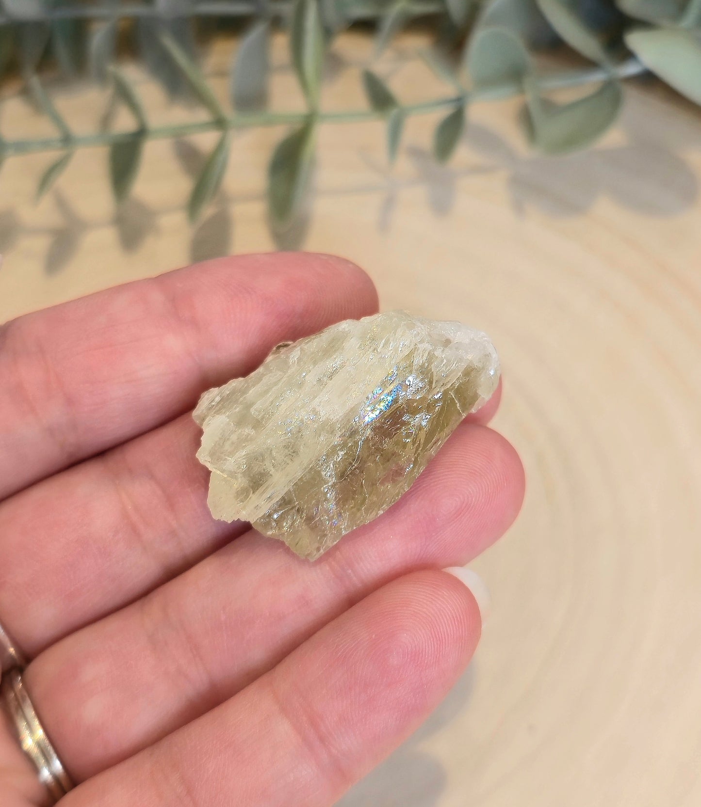 Hiddenite brute