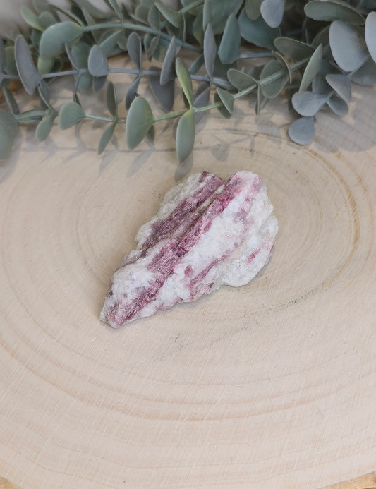 Tourmaline rose brute du Brésil