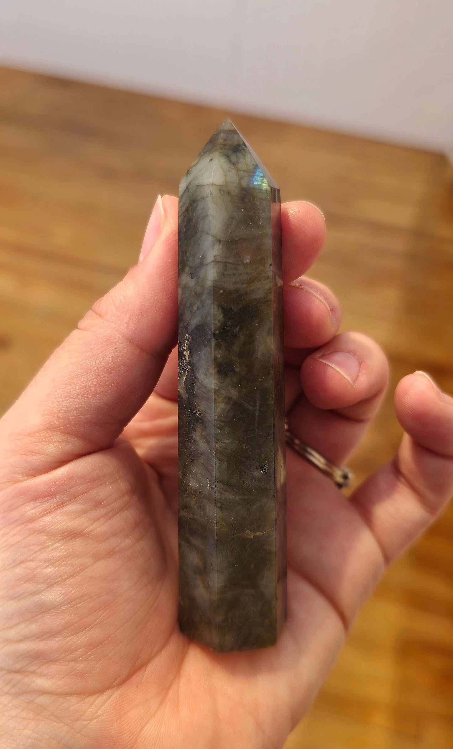 Pointe en Labradorite