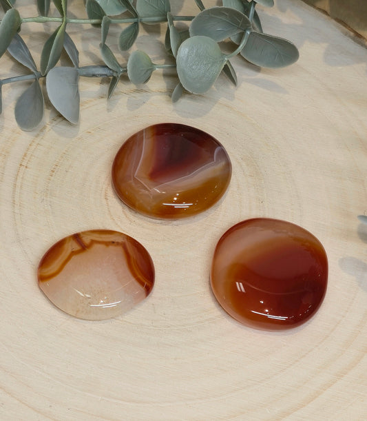 Pierre de paume mince Cornaline