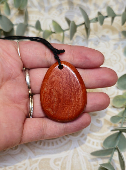 Collier goutte plate Jaspe rouge