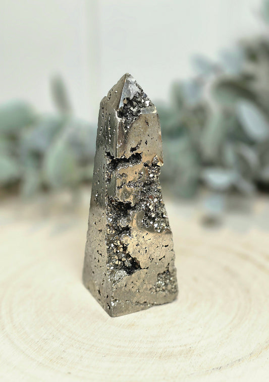 Pointe en Pyrite du Pérou