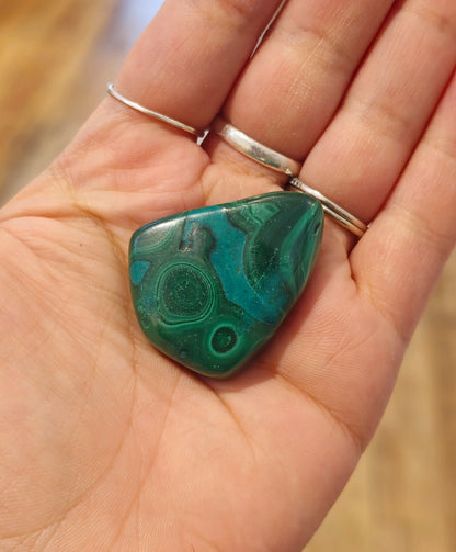 Pierre de paume en Malachite