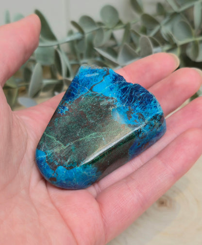 Freeform Shattuckite