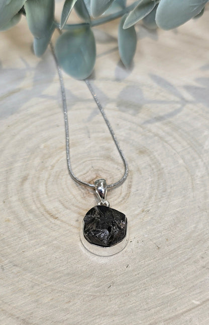 Collier Shungite