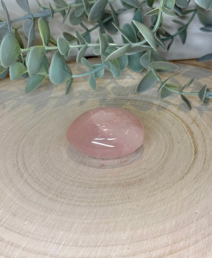 Pierre de paume en Quartz rose
