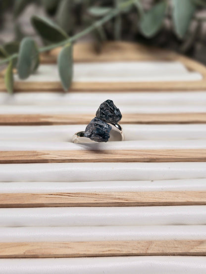 Bague Apatite brute ajustable