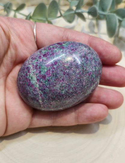 Pierre de paume Rubis kyanite