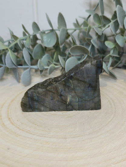 Labradorite brute