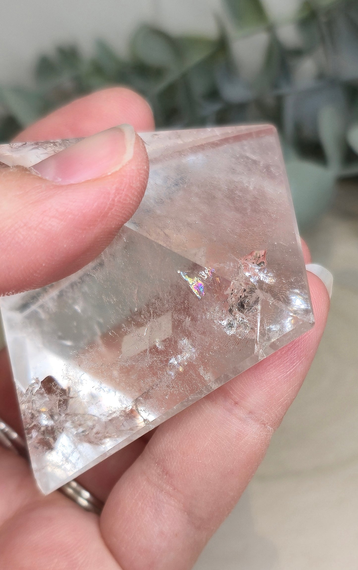 Pyramide Quartz clair (extra clair)