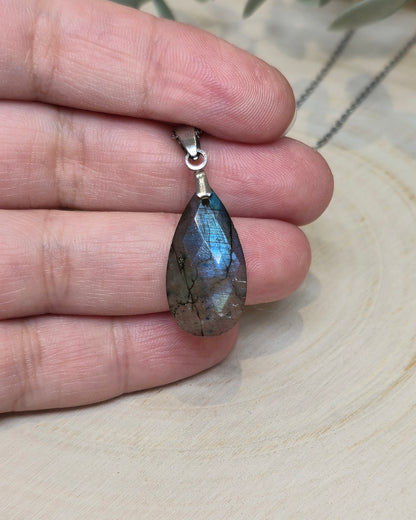 Collier Labradorite goutte