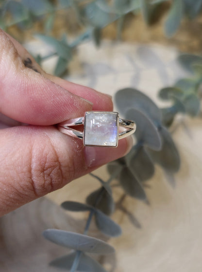 Bague Pierre de lune Arc-en-ciel