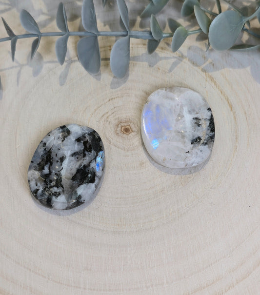 Pierre de lune Worry stone