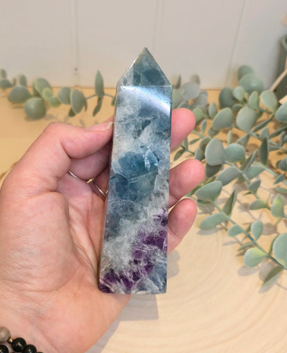 Pointe en Feather Fluorite