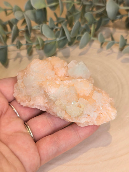 Apophyllite/Stilbite brute d’Inde