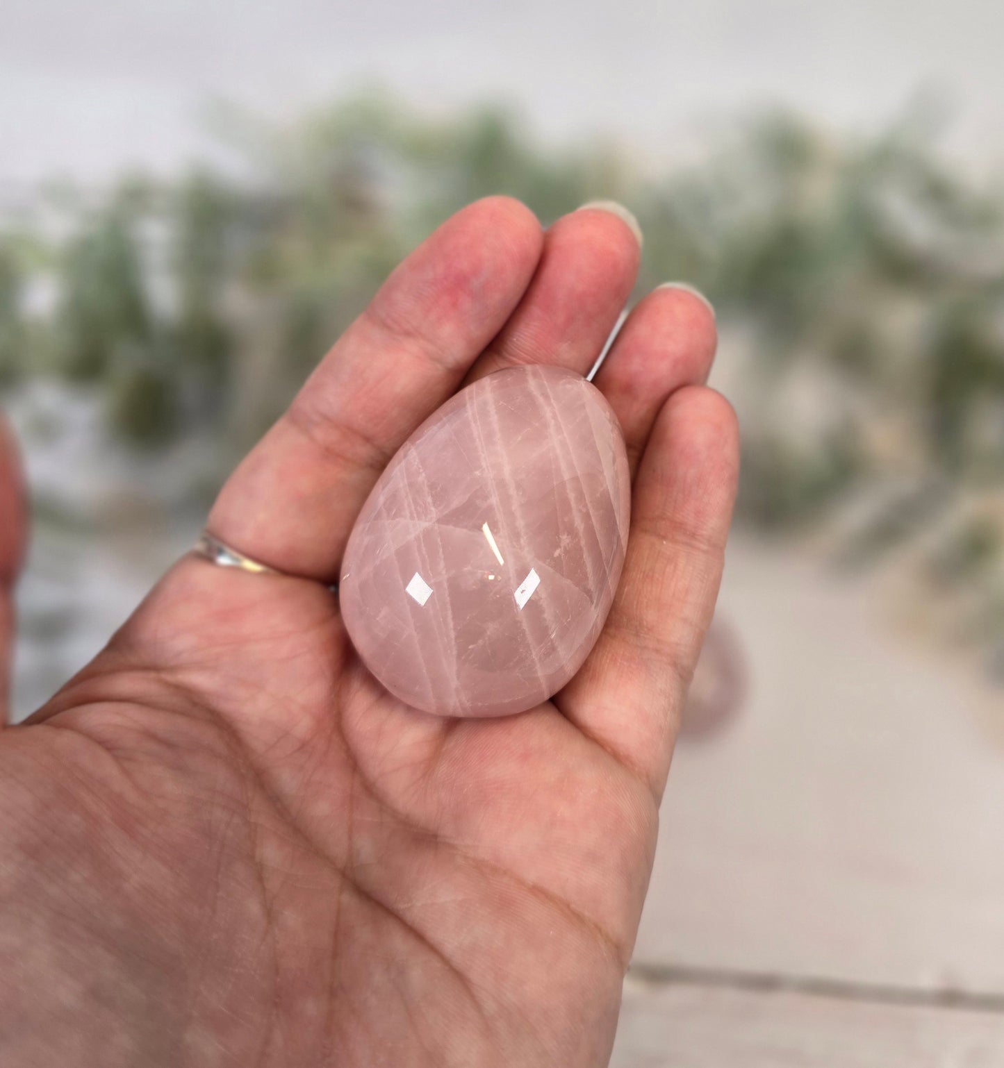 Œuf de Yoni en Quartz rose