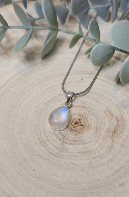 Collier Pierre de lune goutte