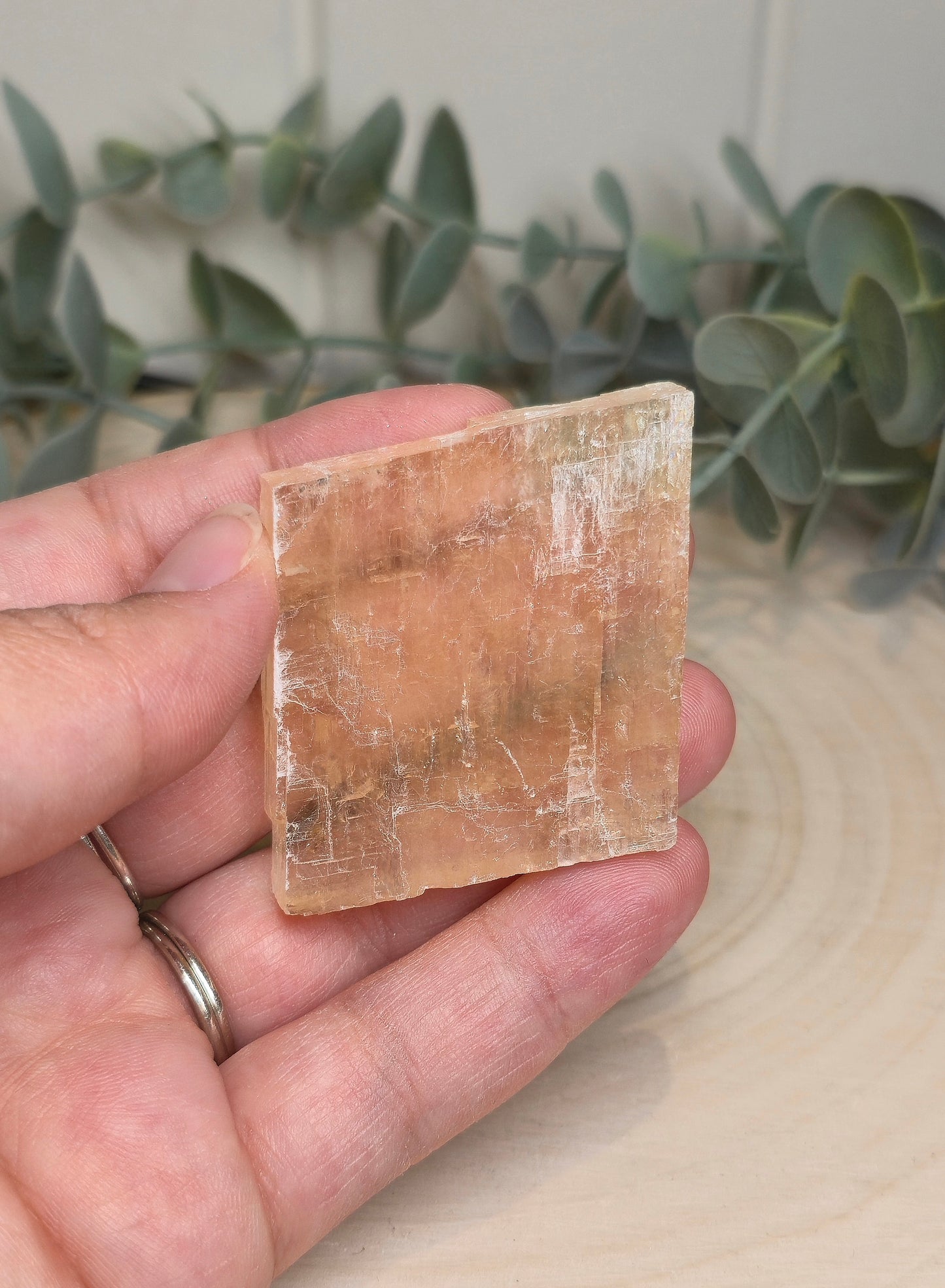Tranche de Calcite optique jaune