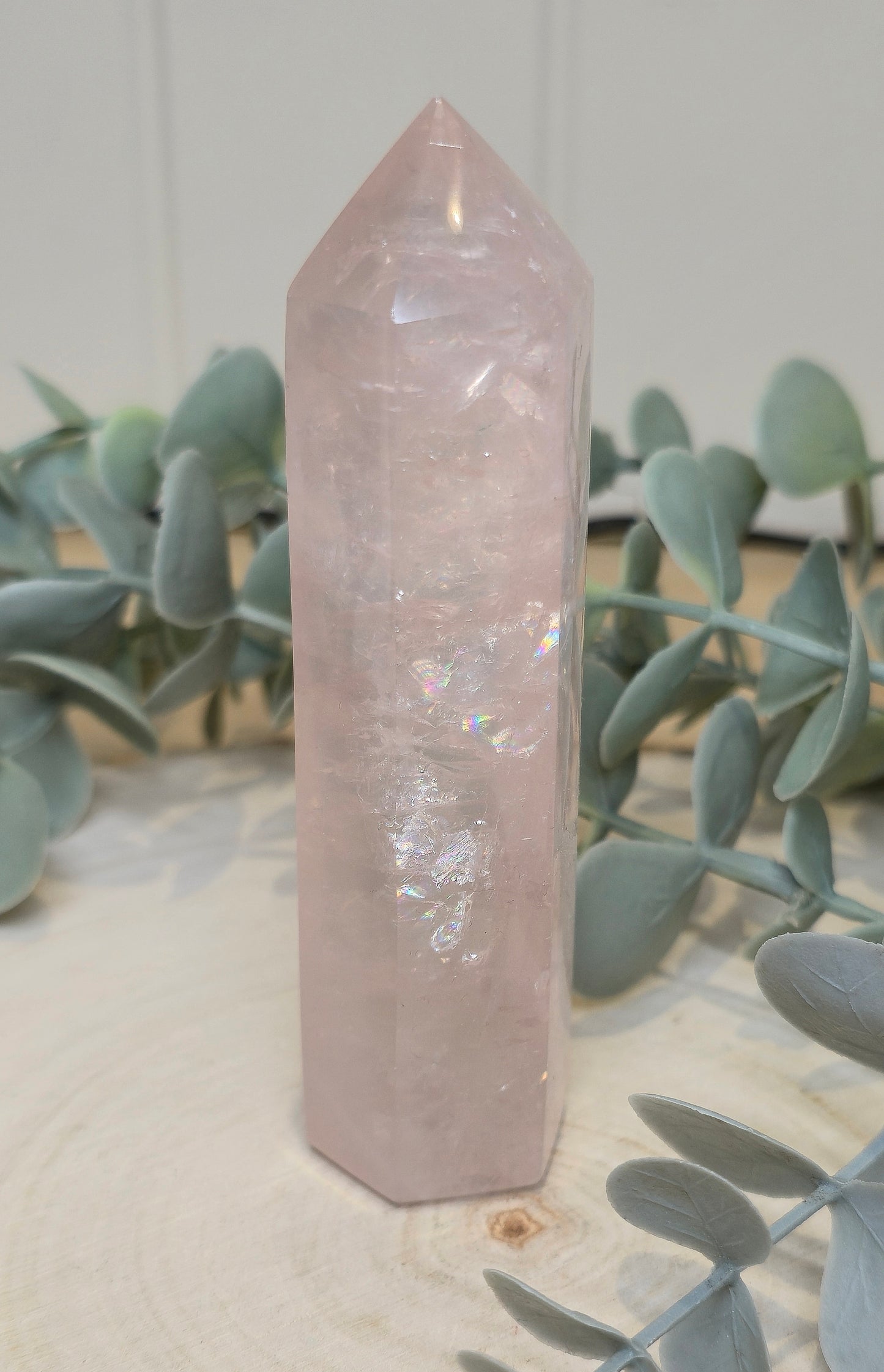 Pointe en Quartz rose de Madagascar