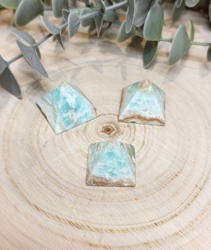 Pyramide Calcite des Caraïbes