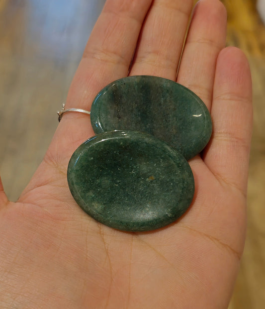 Aventurine verte Worry stone