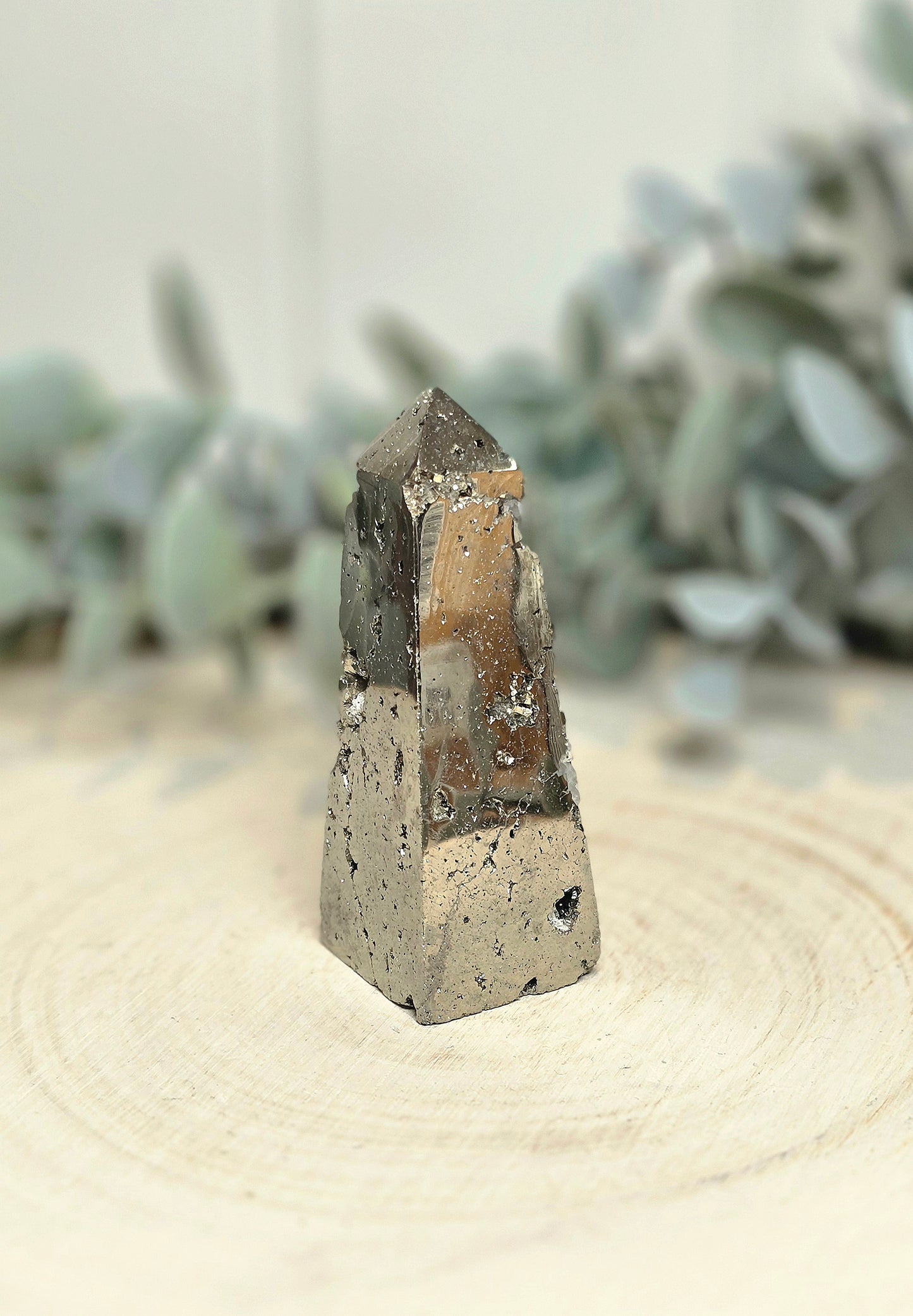 Pointe en Pyrite du Pérou