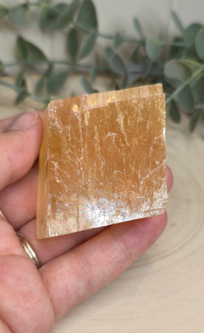 Cube de Calcite optique jaune