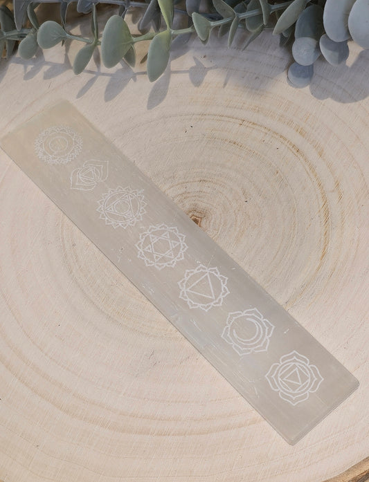 Plaque Sélénite Chakras gravé