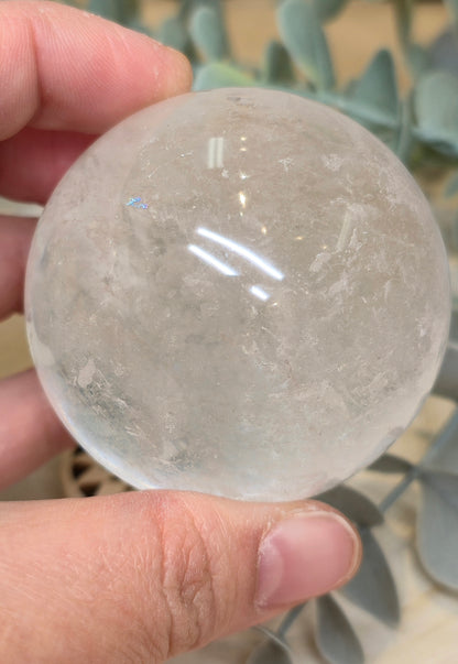 Sphère en Quartz clair de Madagascar