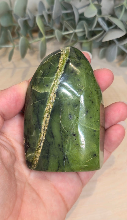 Freeform Jade Néprite