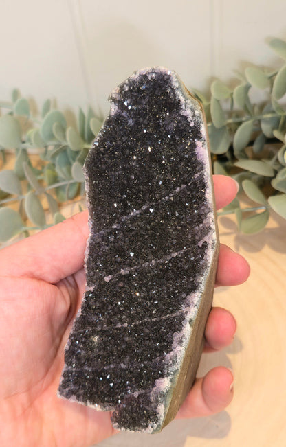 Amas d’Améthyste noire