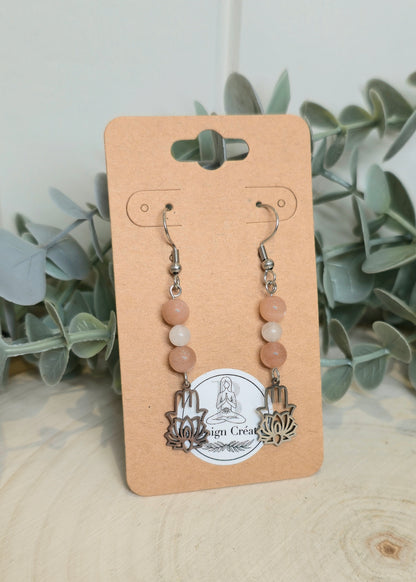 Boucles d’oreilles Lotus Fatima Pierre de lune pêche et Quartz clair