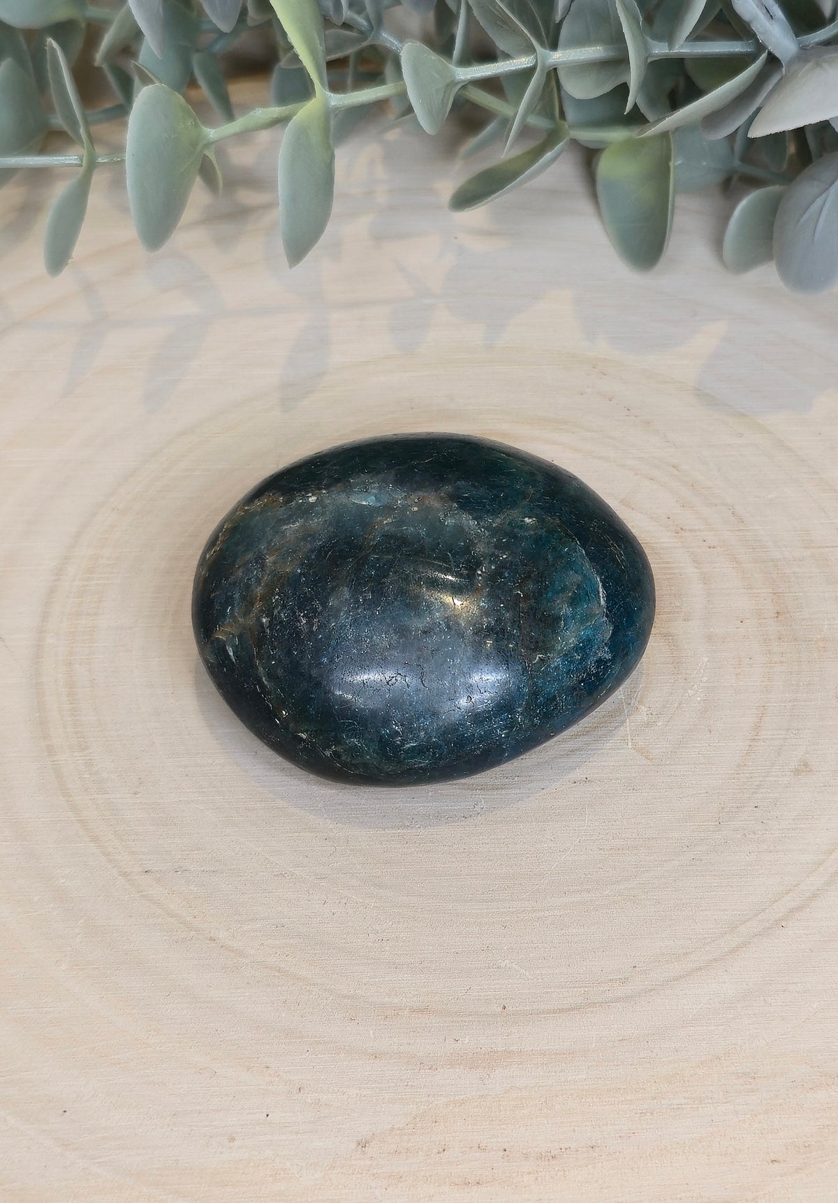 Pierre de paume en Apatite bleue