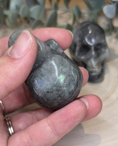 Crâne en Labradorite