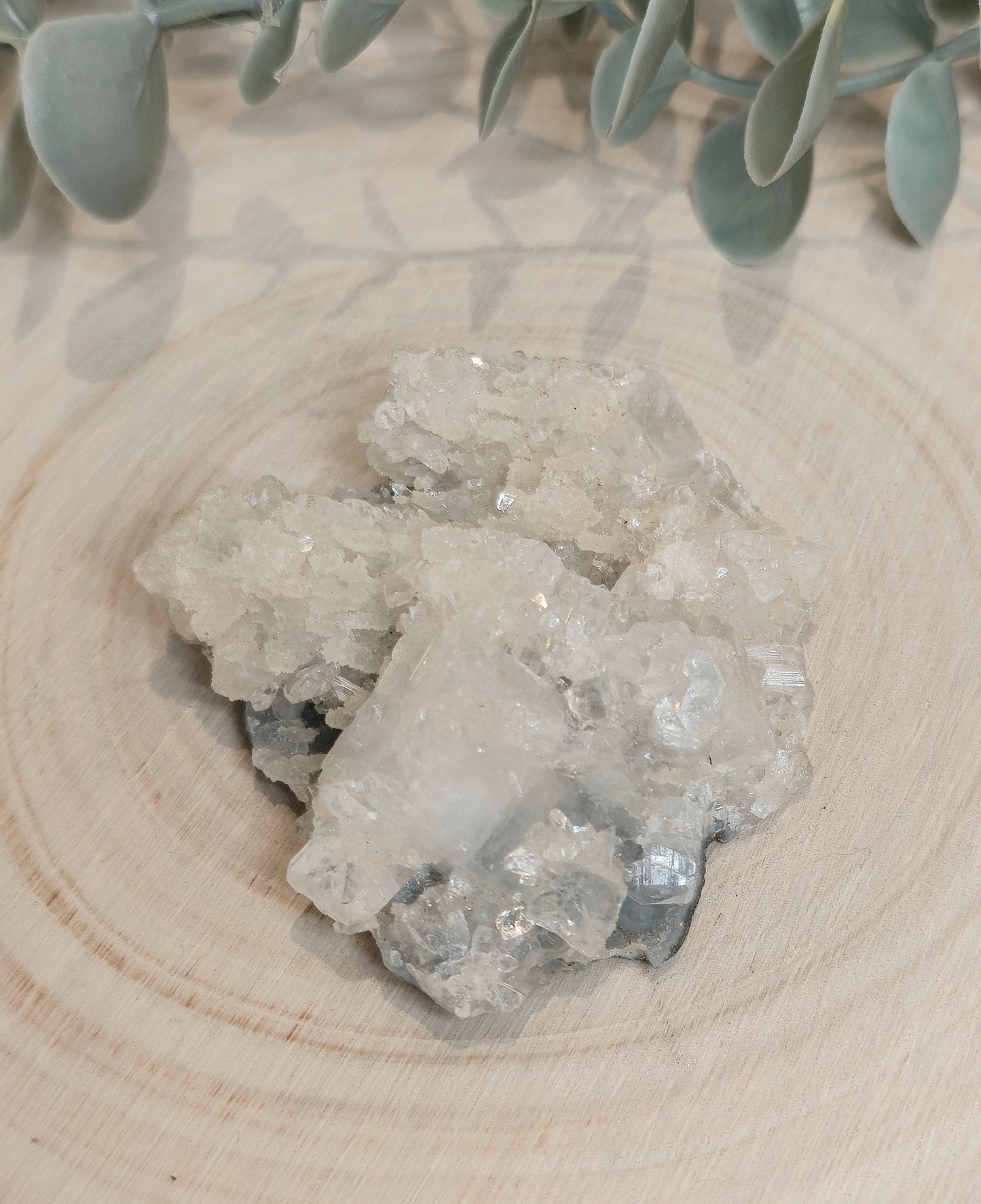 Apophyllite brute