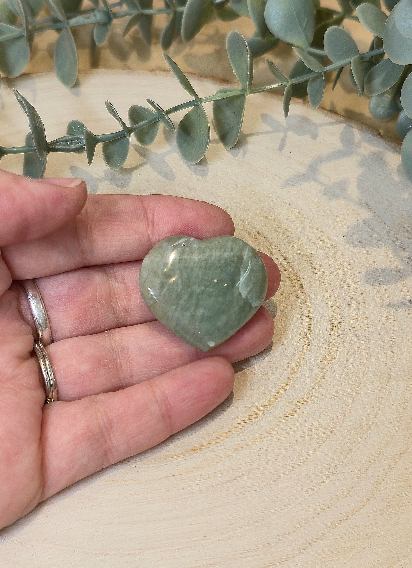 Coeur en Pierre de lune verte