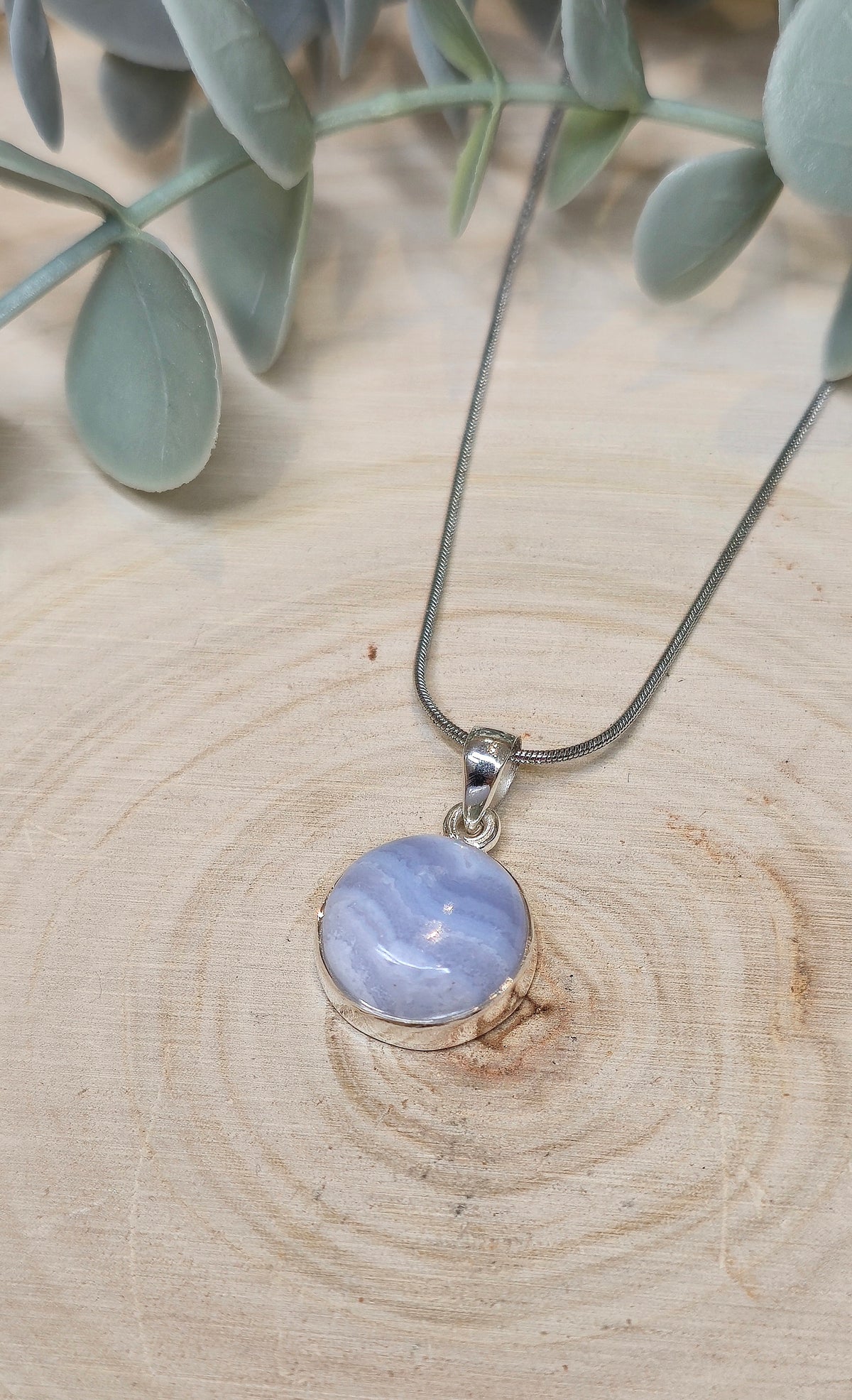 Collier Agate Dentelle
