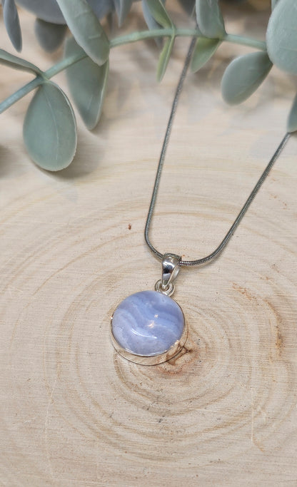 Collier Agate Dentelle