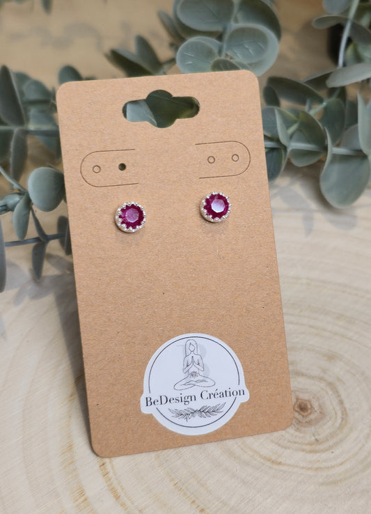 Boucles d'oreilles Rubis couronnée