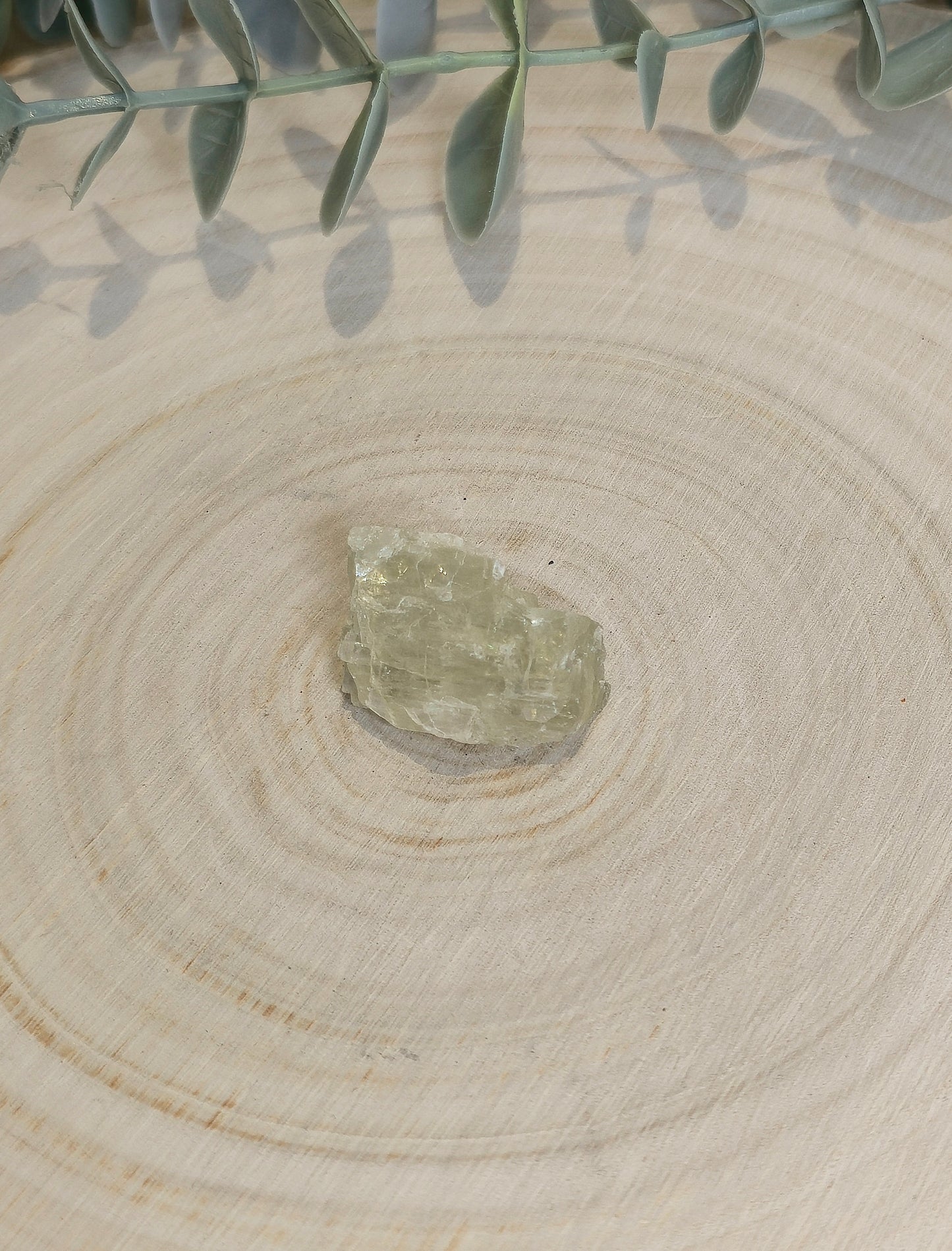 Hiddenite brute