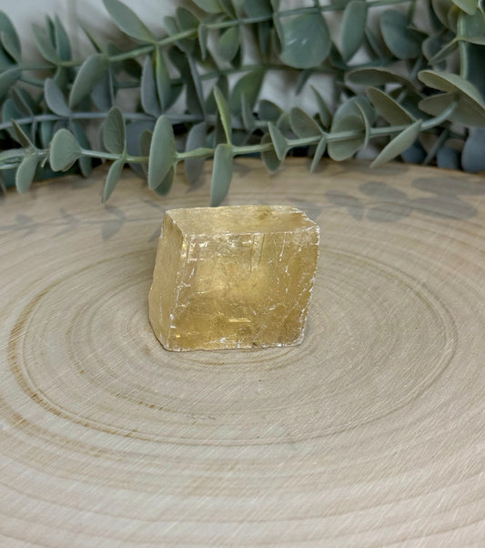 Cube de Calcite optique jaune