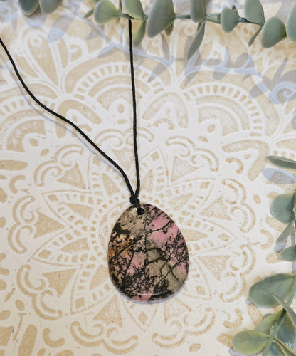 Collier goutte plate Rhodonite