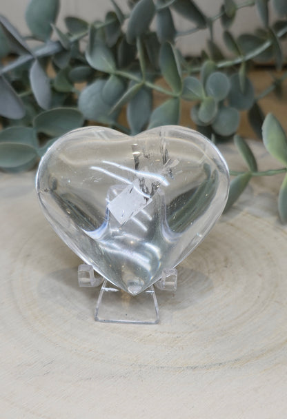 Coeur en Quartz clair (extra clair) du Brézil