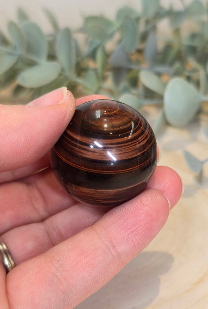 Sphère de Oeil de tigre rouge
