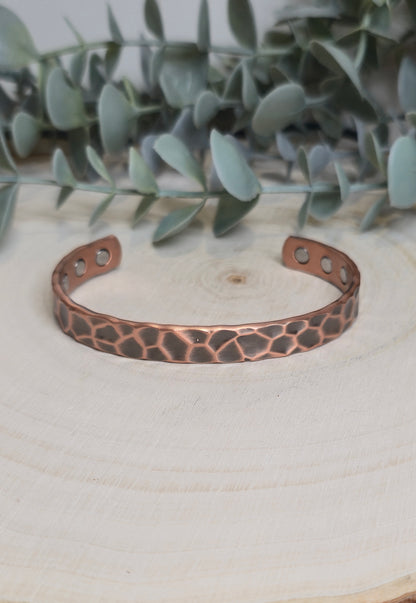 Bracelet de cuivre magnétique Effet martelé