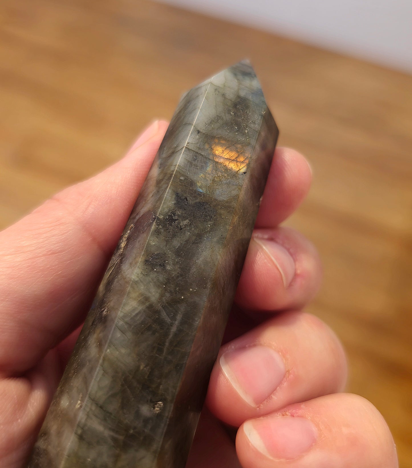 Pointe en Labradorite