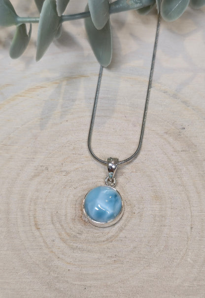 Collier Larimar