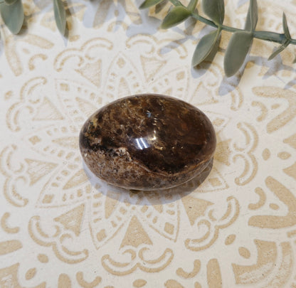 Pierre de paume Opale noire