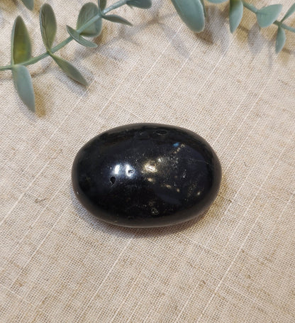 Pierre de paume en Tourmaline noire