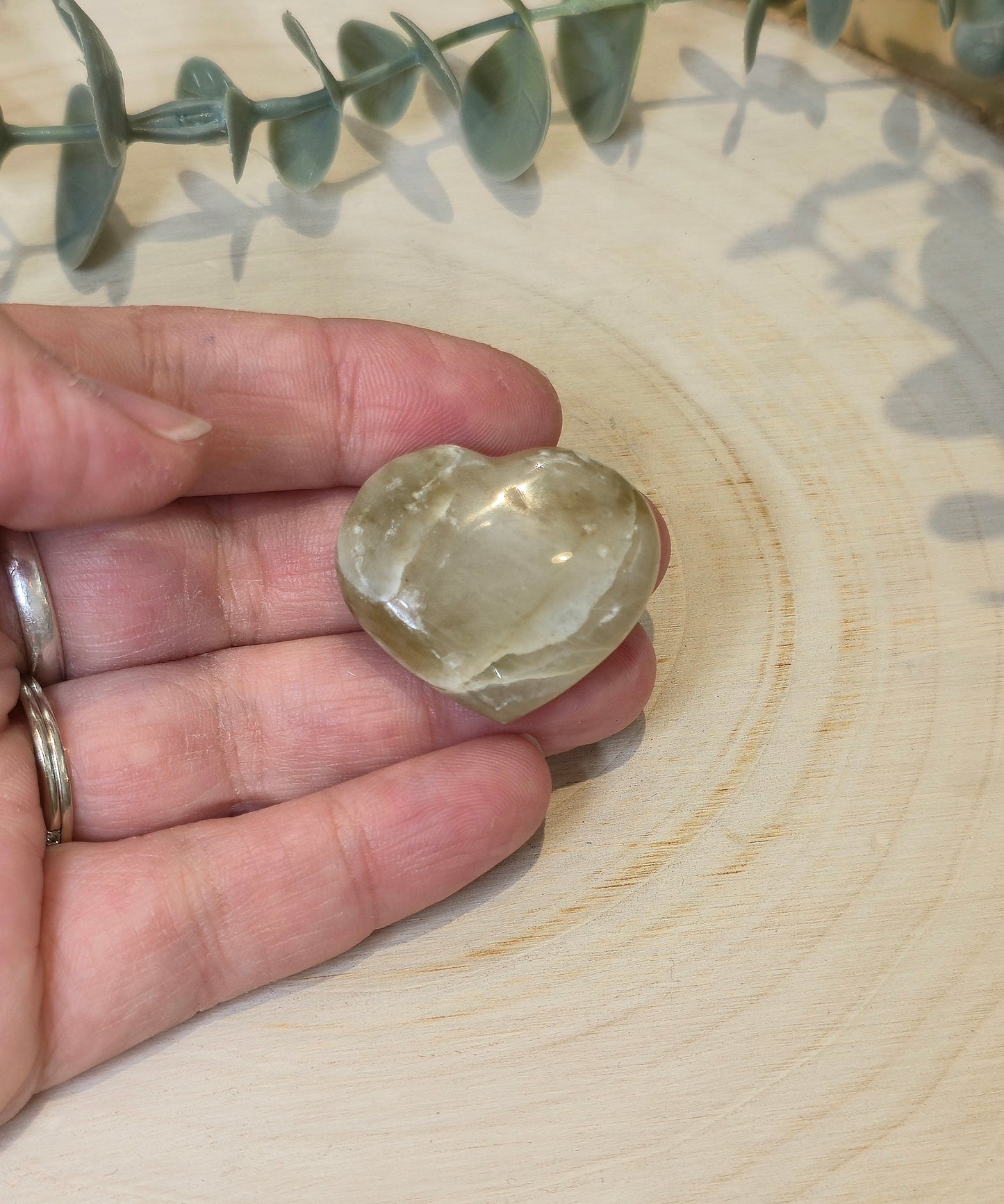 Coeur en Pierre de lune verte